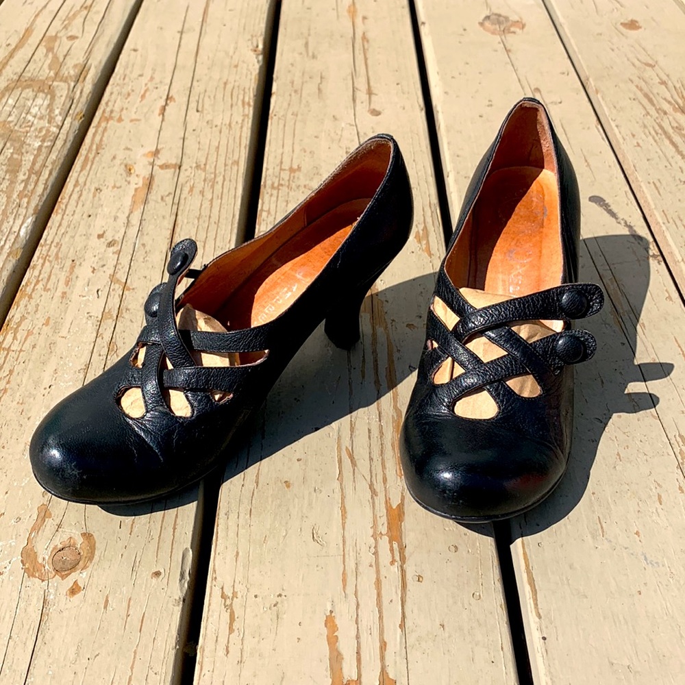 Black Mary Jane shoe Jeffrey Campbell size 9